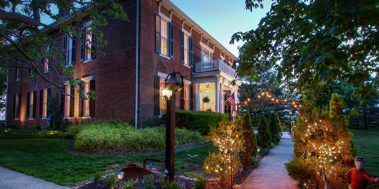 1 Romantic Kentucky Bed and Breakfast On Bourbon Trail