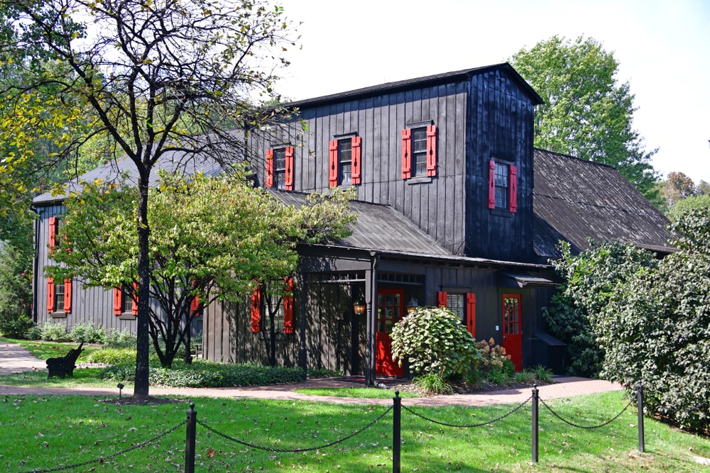 Visit Star Hill Farm this fall on a Maker's Distillery Tour.