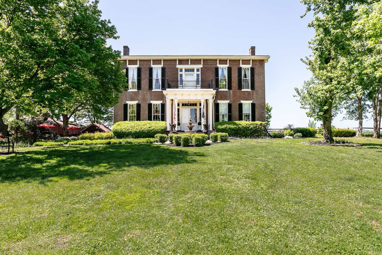 Maple Hill Manor, one of the most unique places to stay in Kentucky.